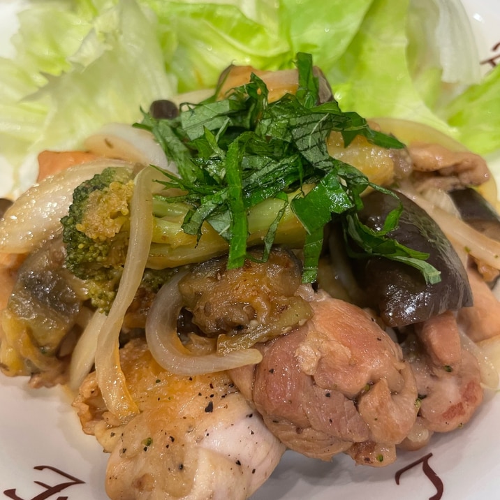 鶏肉と野菜たっぷりナスポン炒め⭐️